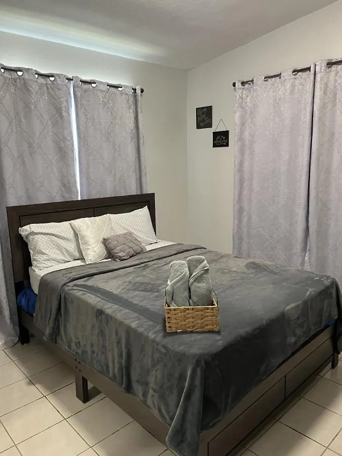 Granero Kenyard In Aguadilla Villa Moca